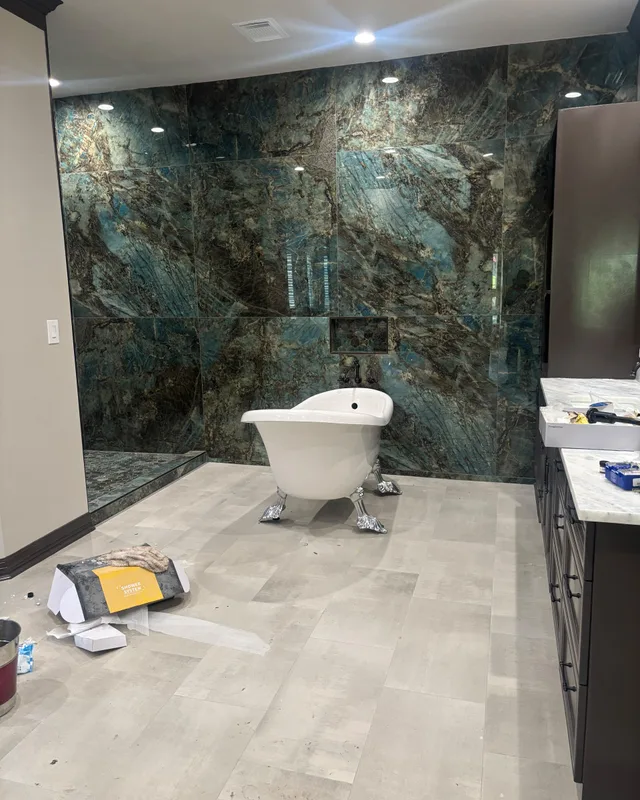 Remodelación de Baños project by S Remodeling & Construction